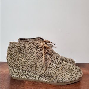 🌵Kids TOMS Cheetah Print Wedges🌵